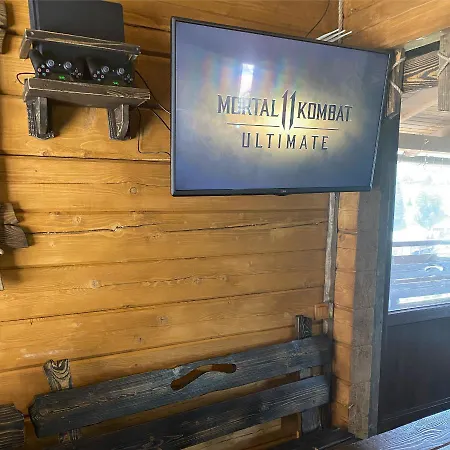 Eco House * Μπούκοβελ