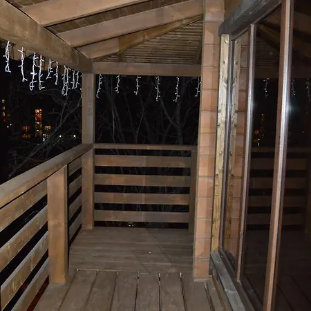 Eco House Μπούκοβελ